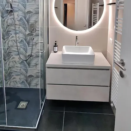 Apartment Just Joy Como